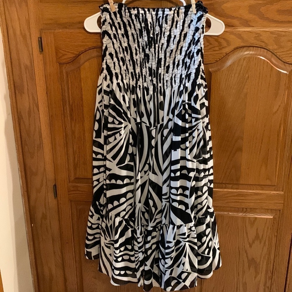 White House Black Market Strapless Dress